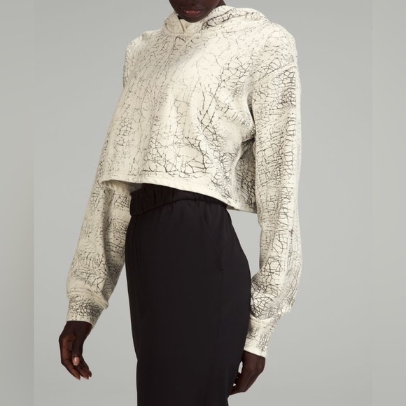 Lululemon All  Yours Cropped Hoodie in Thread Dye White Black - Picture 2 of 11